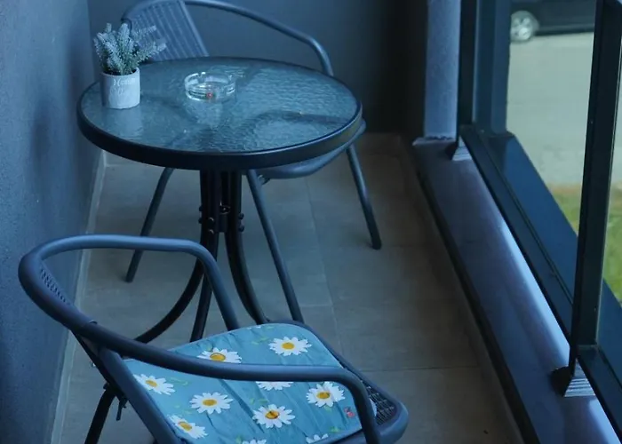 Koprenaz דירה באניה לוקה